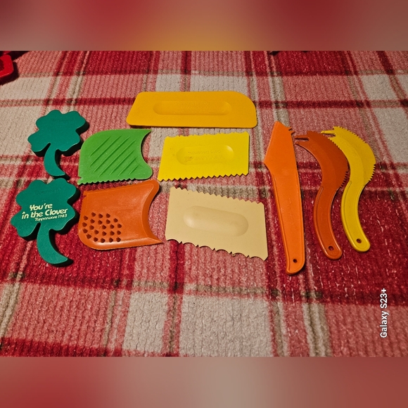 ==$4 each / 5 for $15 / 10 for $25 Tupperware tools / minis / gadgets - Picture 12 of 14